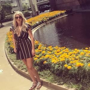 Meet your Posher, Alicia